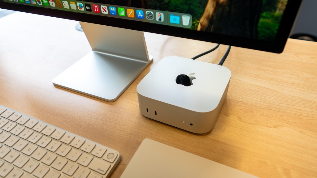 Mac mini M4 remote development workstation — complete setup with monitor, keyboard, and Apple hardware